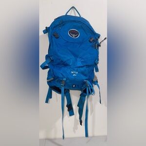 Osprey Sirius 24 Vibrant Blue Backpack